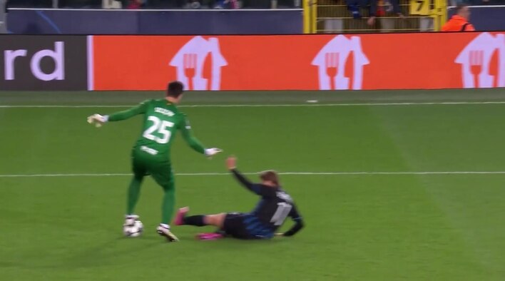 Disallowed! VAR Scrubs Off Vermant’s Stoppage-Time Goal from UEFA Champions League 2025/26 