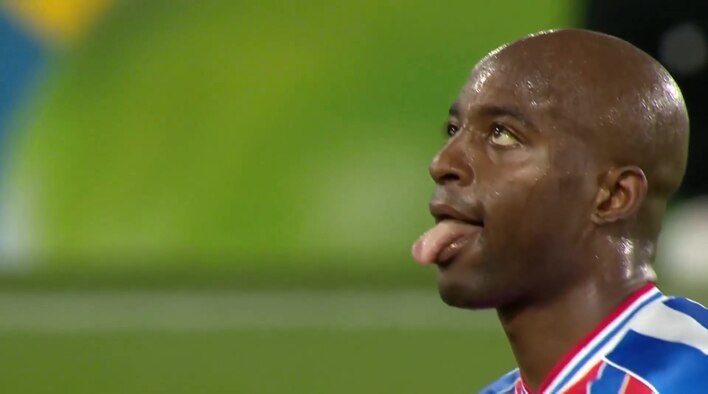 Chance! Mateta Skews It Wide With The Goal Gaping from UEFA Europa Conference League 2025-26 