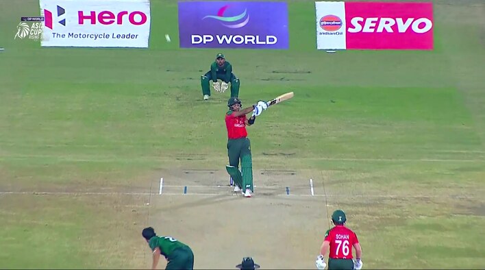 Six! Jishan Gets Enough Off The Edge To Send It Over The Fence from DP World Asia Cup Rising Stars Men's 2025 