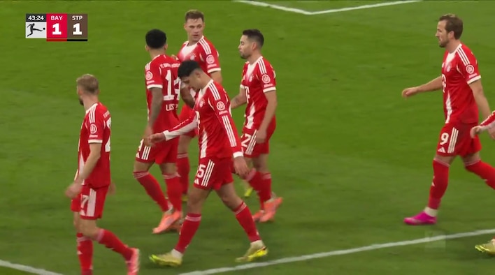 Goal! Guerreiro Smashes In The Equalizer For Bayern from Bundesliga 2025/26 