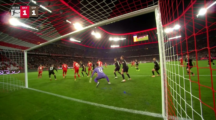 Chance! Kane’s Fierce Effort Comes Off The Post from Bundesliga 2025/26 