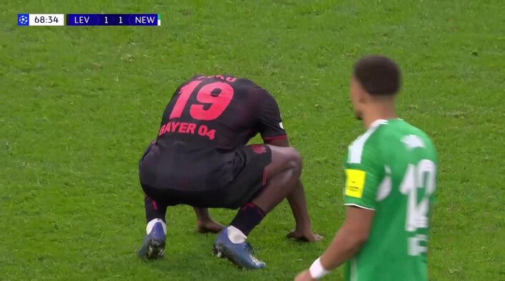 Chance! Poku Blazes It High Over The Target from UEFA Champions League 2025/26 