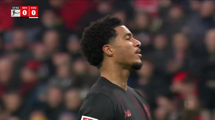 Chance! Tillman Sends His Shot Just Wide Of The Post from Bundesliga 2025/26 