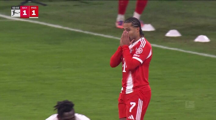 Chance! Gnabry’s Effort Soars Just Over The Bar from Bundesliga 2025/26 