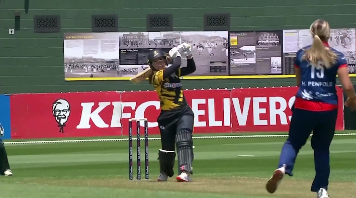 Wellington Blaze vs Auckland Hearts - Highlights - 29 Dec 2025 from Super Smash 2025/26 Women's 