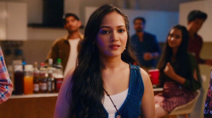 Main Tujhe Phir Milungi from Bada Naam Karenge season 1