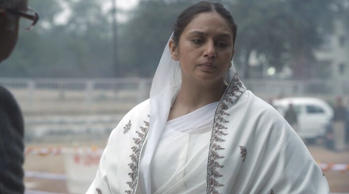 Aapka Aasoon Nahi, Aapka Saath Chahiye - Deleted Scene from Maharani season 2