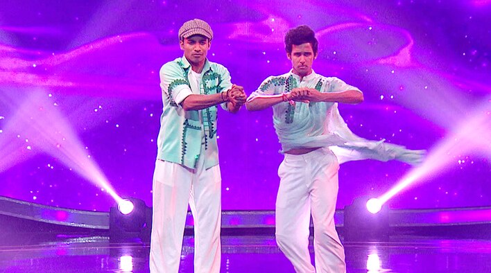 Shivanshu And Aniket's Performance from India’s Best Dancer vs Super Dancer: Champions ka Tashan 
