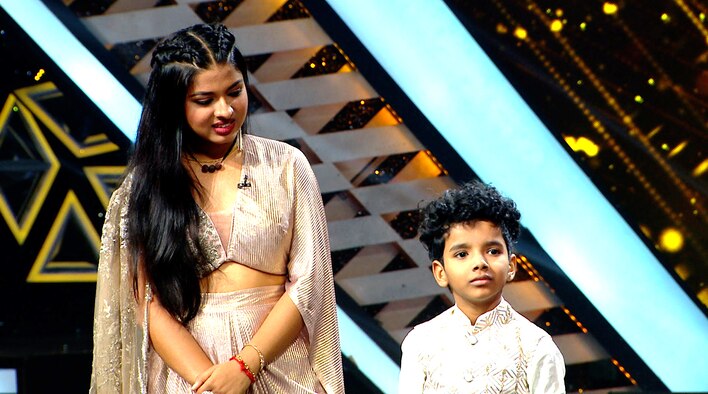 Tauba Tumhare Ishare By Avirbhav And Pihu from Superstar Singer season 3