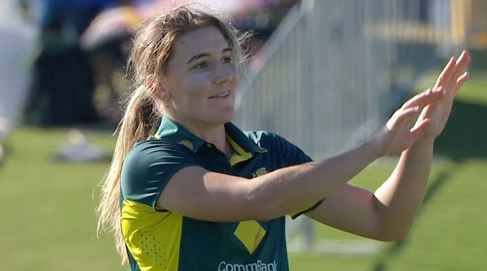 Sutherland's 4-Fer Dismantle The White Ferns from Australia Women's Tour of New Zealand 2025 