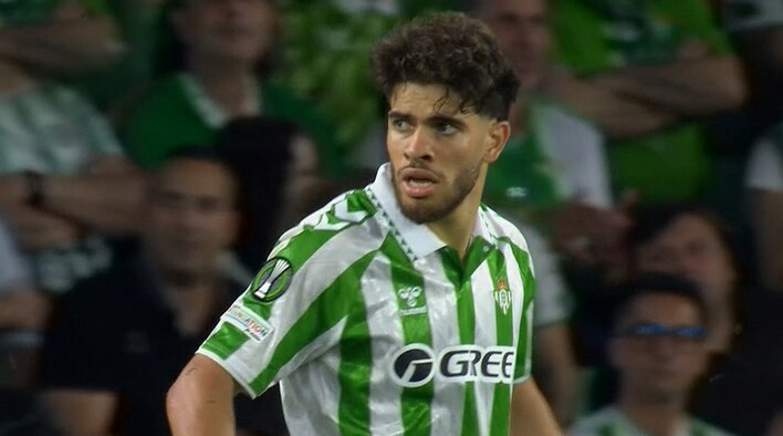 Real Betis vs Fiorentina - Semi-final - 1st Leg - 2 May 2025 from UEFA Conference League 2024-25 