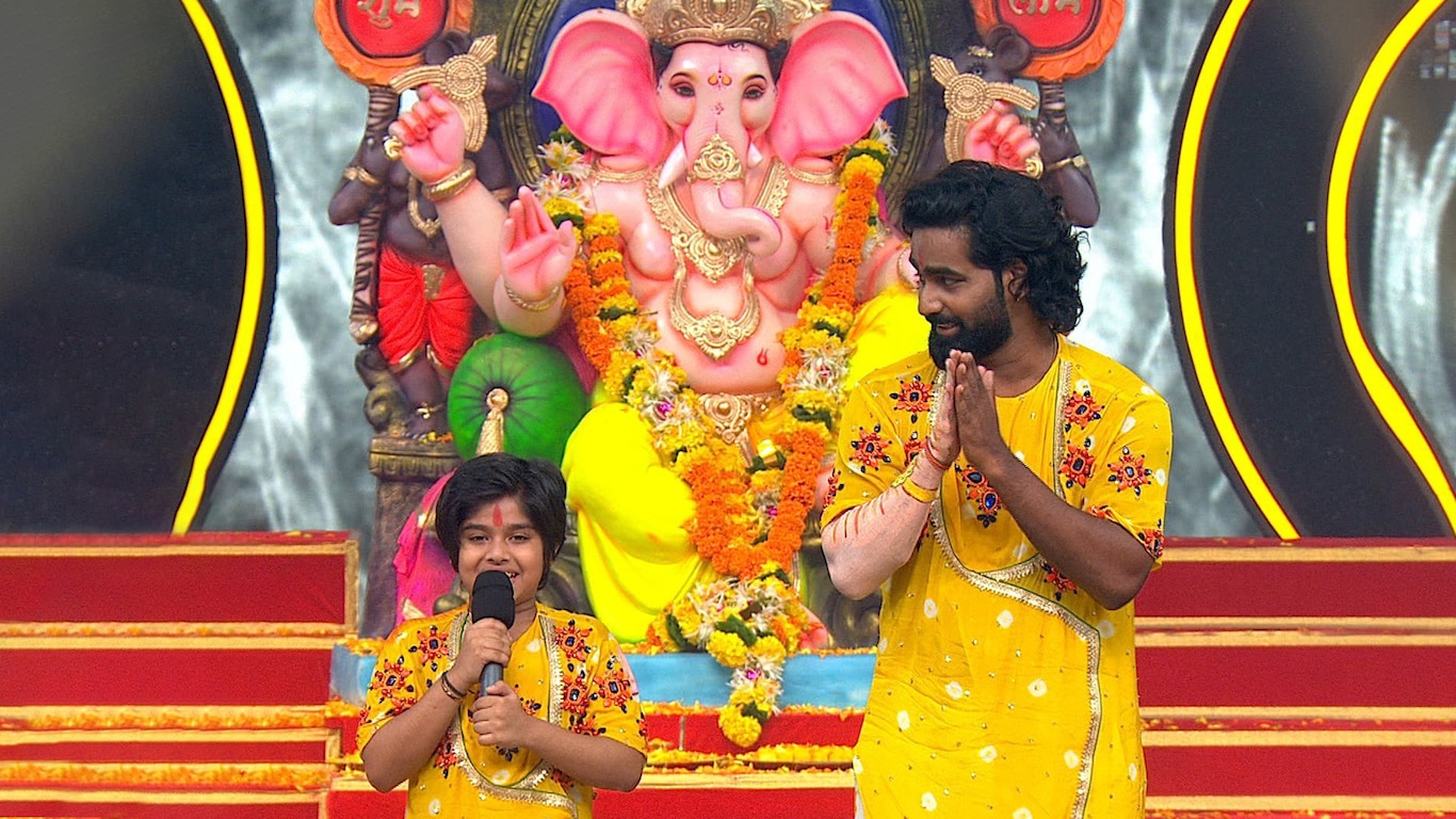 Super Se Upar Performances