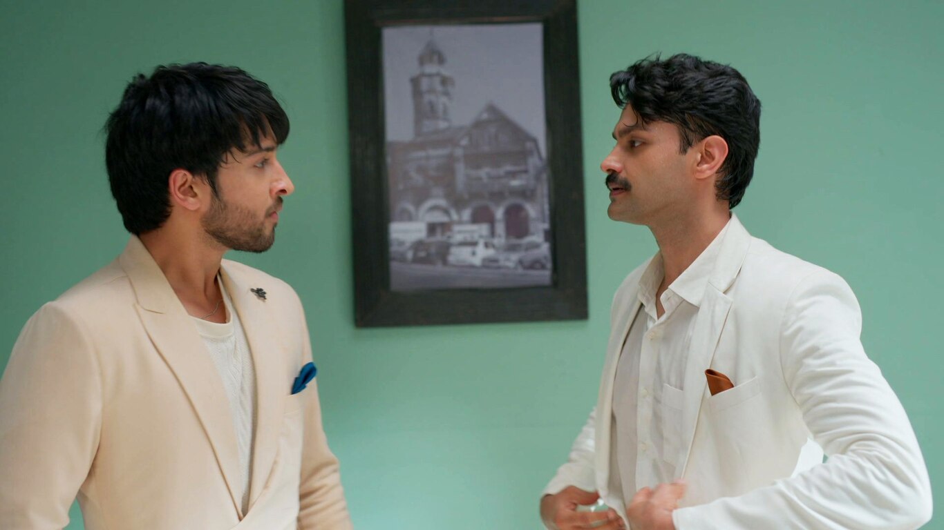 Sanjay And Virat Get Into A Fight