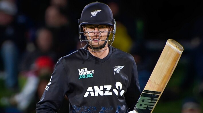 Santner’s Brief Resistance Falls Short from England Tour of New Zealand 2025 