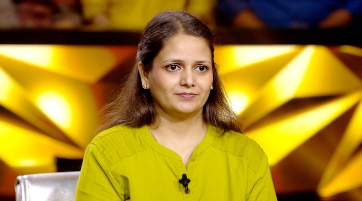 12th Question For Shivangi from Kaun Banega Crorepati season 17