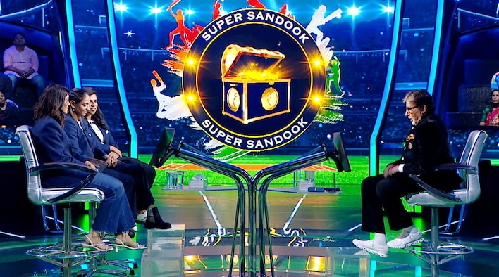 Super Sandook For The Women's Team from Kaun Banega Crorepati season 17