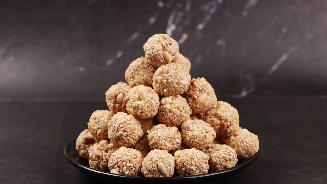 Makarsankranti Vishesh Tilgulache Ladu