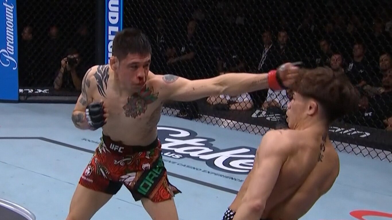UFC Fight Night - Moreno vs Kavanagh 