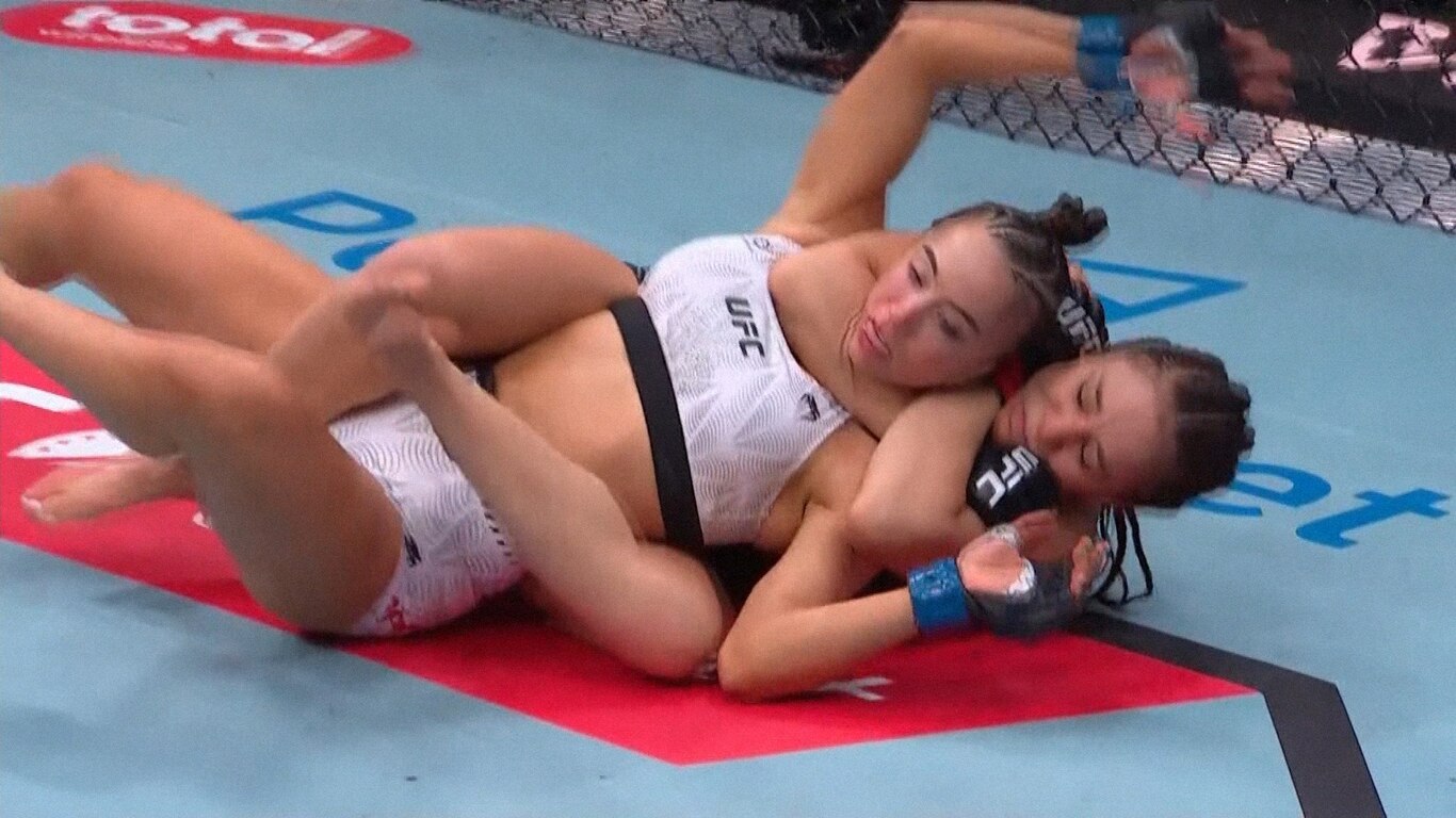 UFC Fight Night - Adesanya vs Pyfer