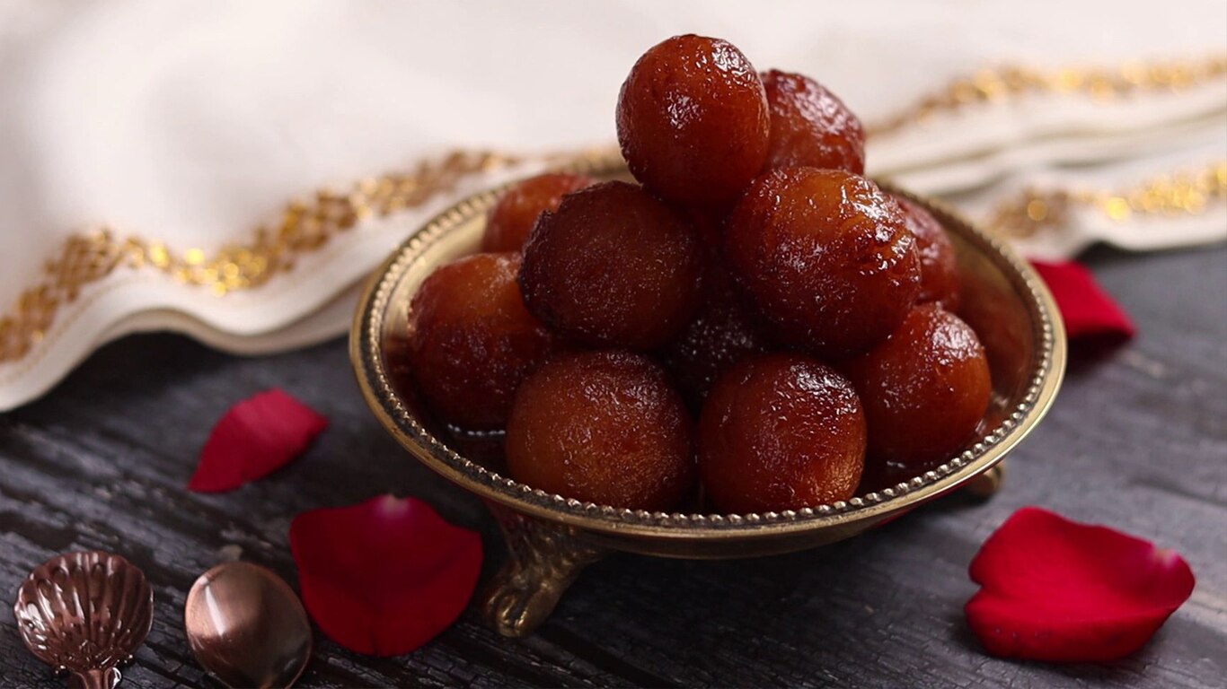 Gavachya Pithache Gulab Jamun