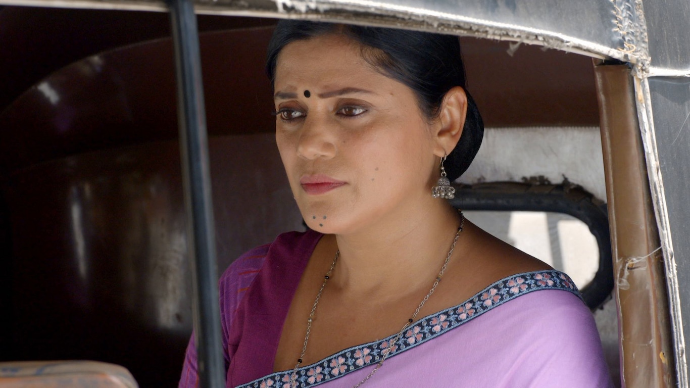 Pushpa's Absence Sparks Concern