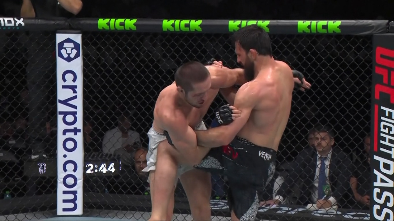 UFC Fight Night - Ankalaev vs Guskov
