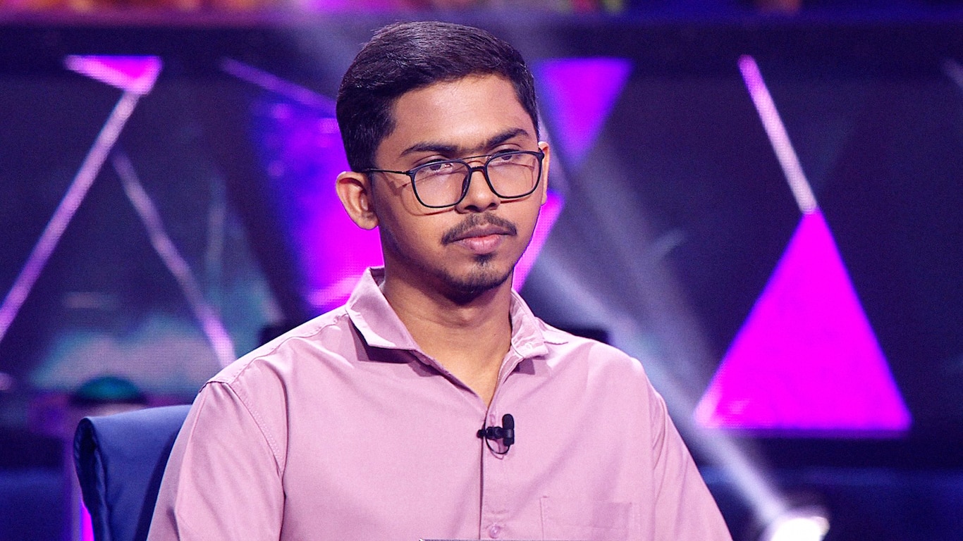 Yogesh Sahu In The KBC Hot Seat