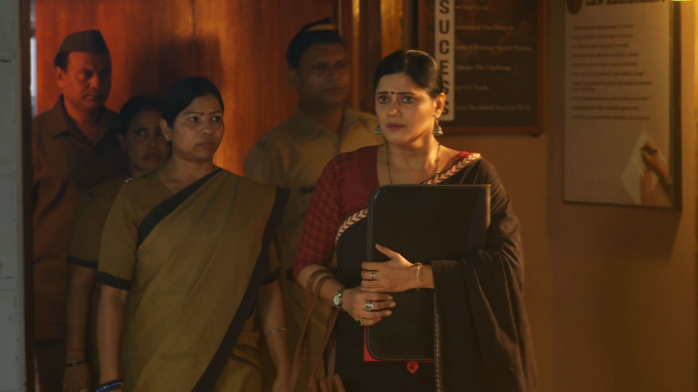 Pushpa Lands In Trouble