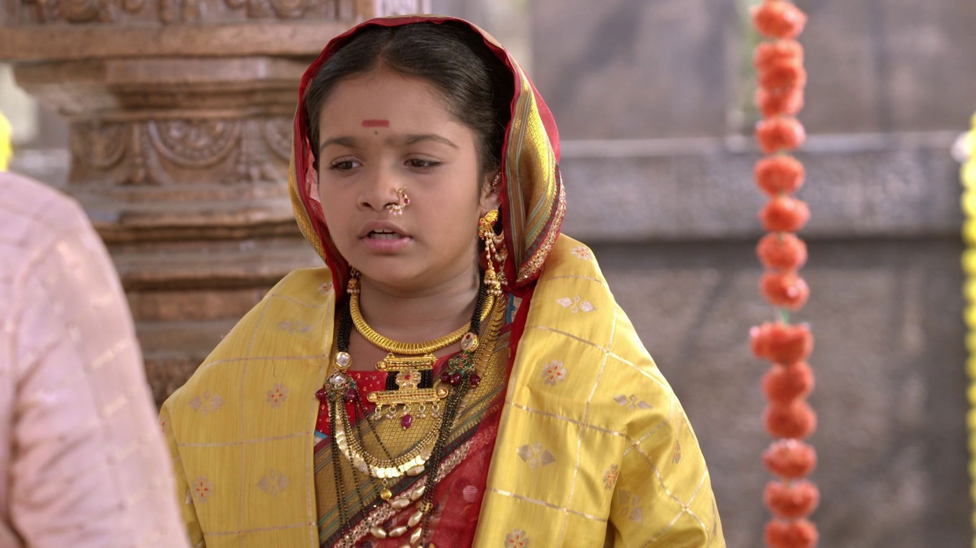 Ahilya Chases Khanderao