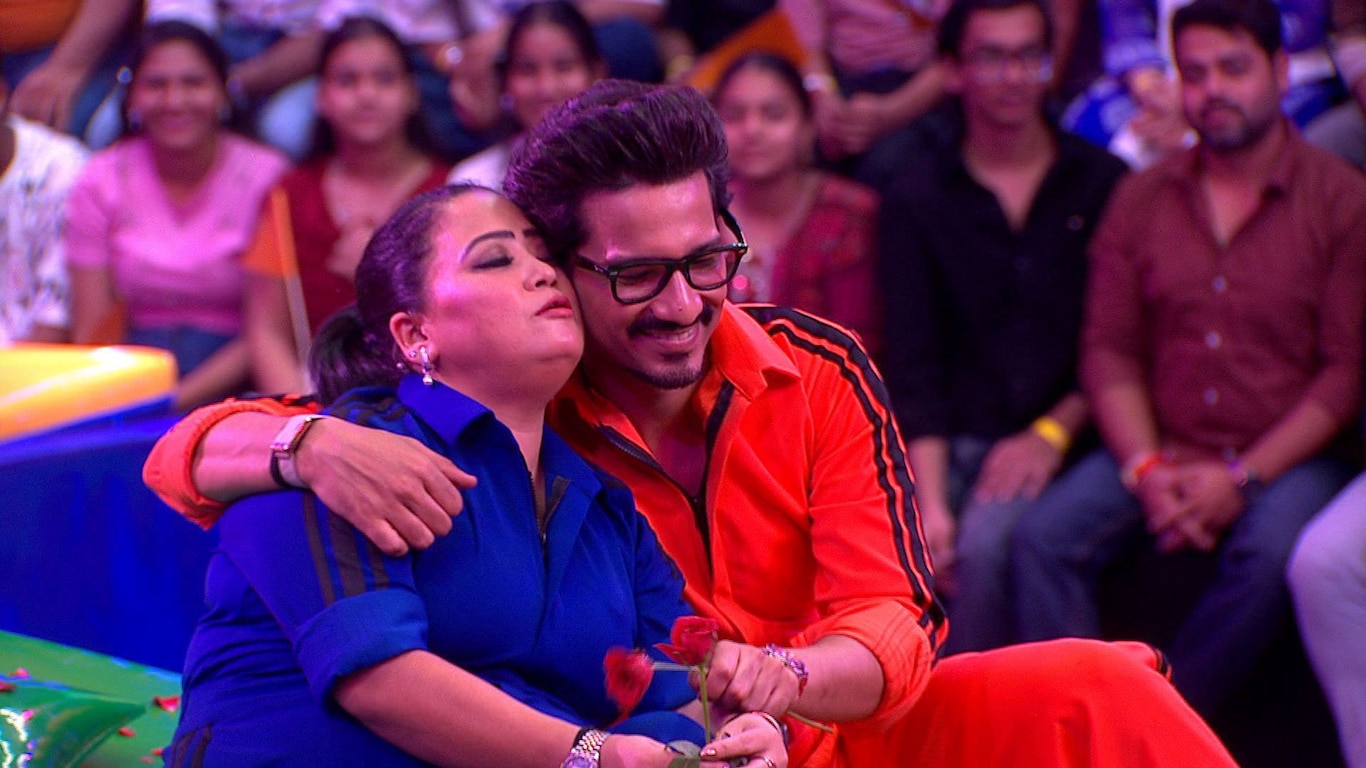 Harssh Ke Hathode vs Bharti Ke Bulldozer