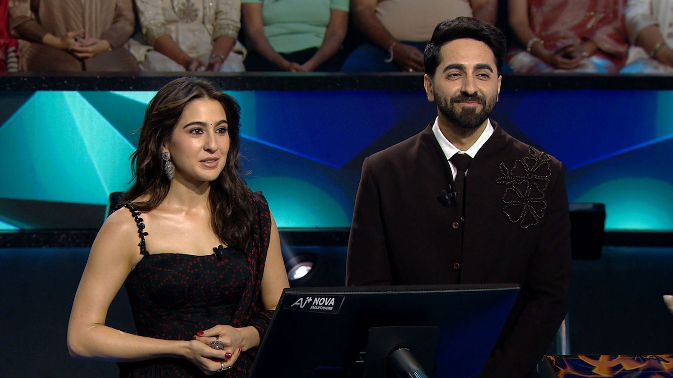 Ayushmann Khurrana And Sara Ali Khan Take The Hot Seat