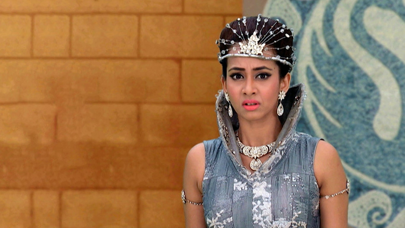 Daittya Rani Visits Meher
