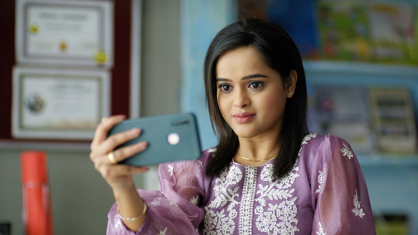 Sakhi Accepts Vivaan's Proposal