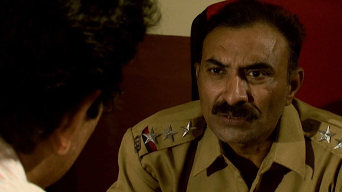 Poonam Kaha Hai?