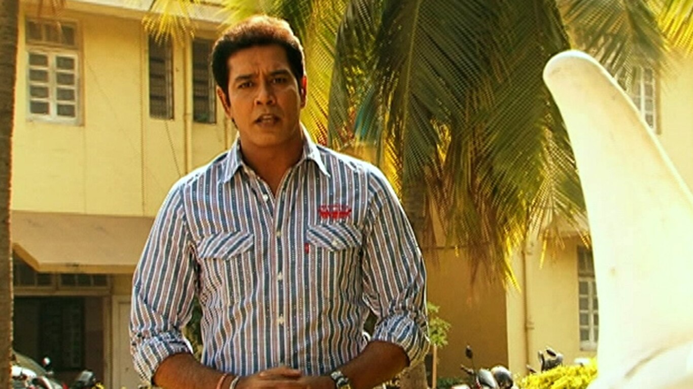 Watch Crime Patrol Satark Episode no. 79 TV Series Online - Raksha Ya ...